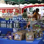 Mazet L'olivier 아파트