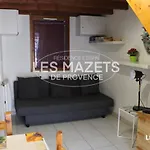 Mazet L'olivier 아파트 *