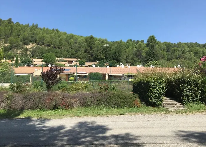 Mazet L'olivier Apartment *